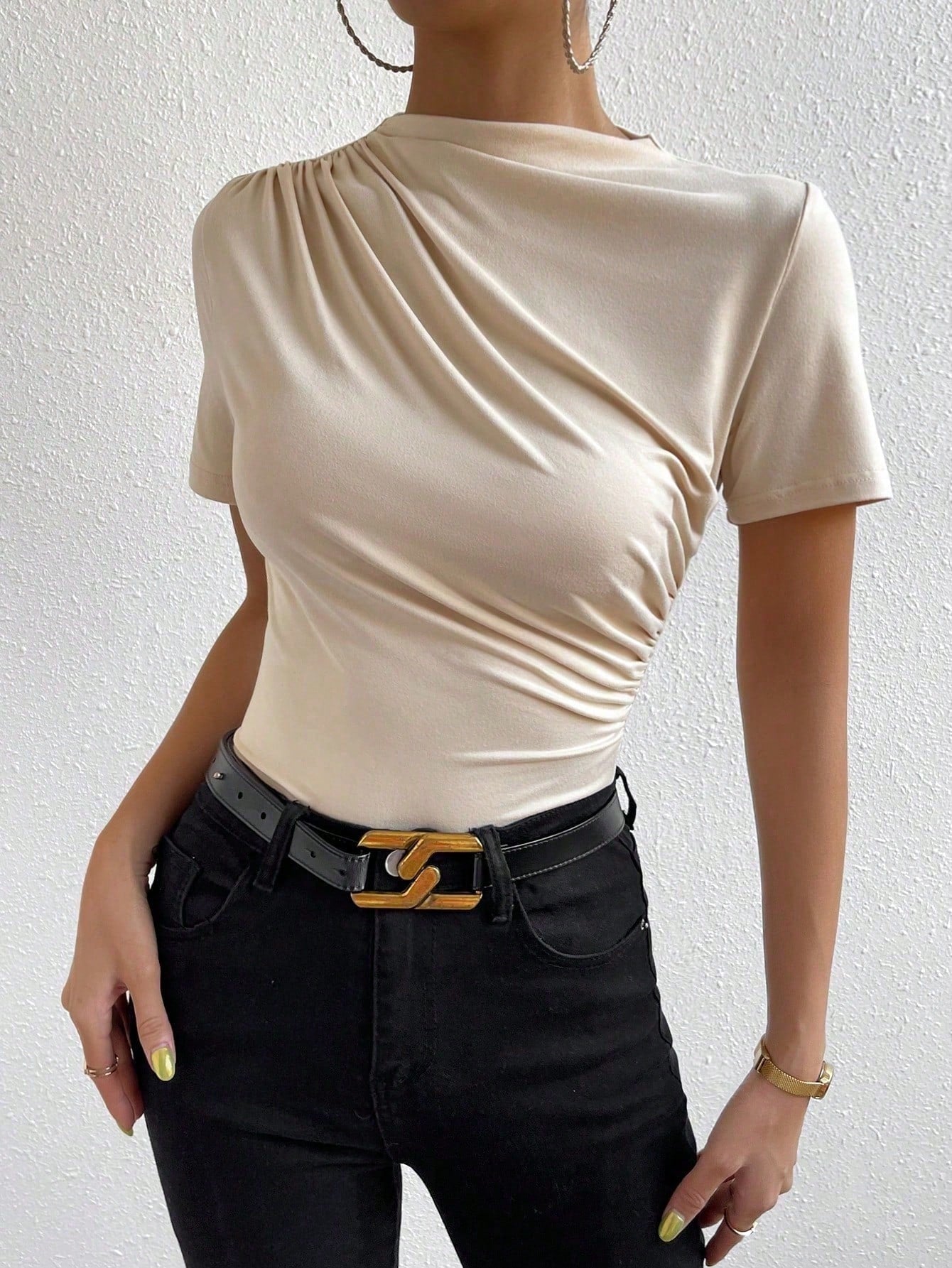 Vavabold Ruched Mock Neck Tee