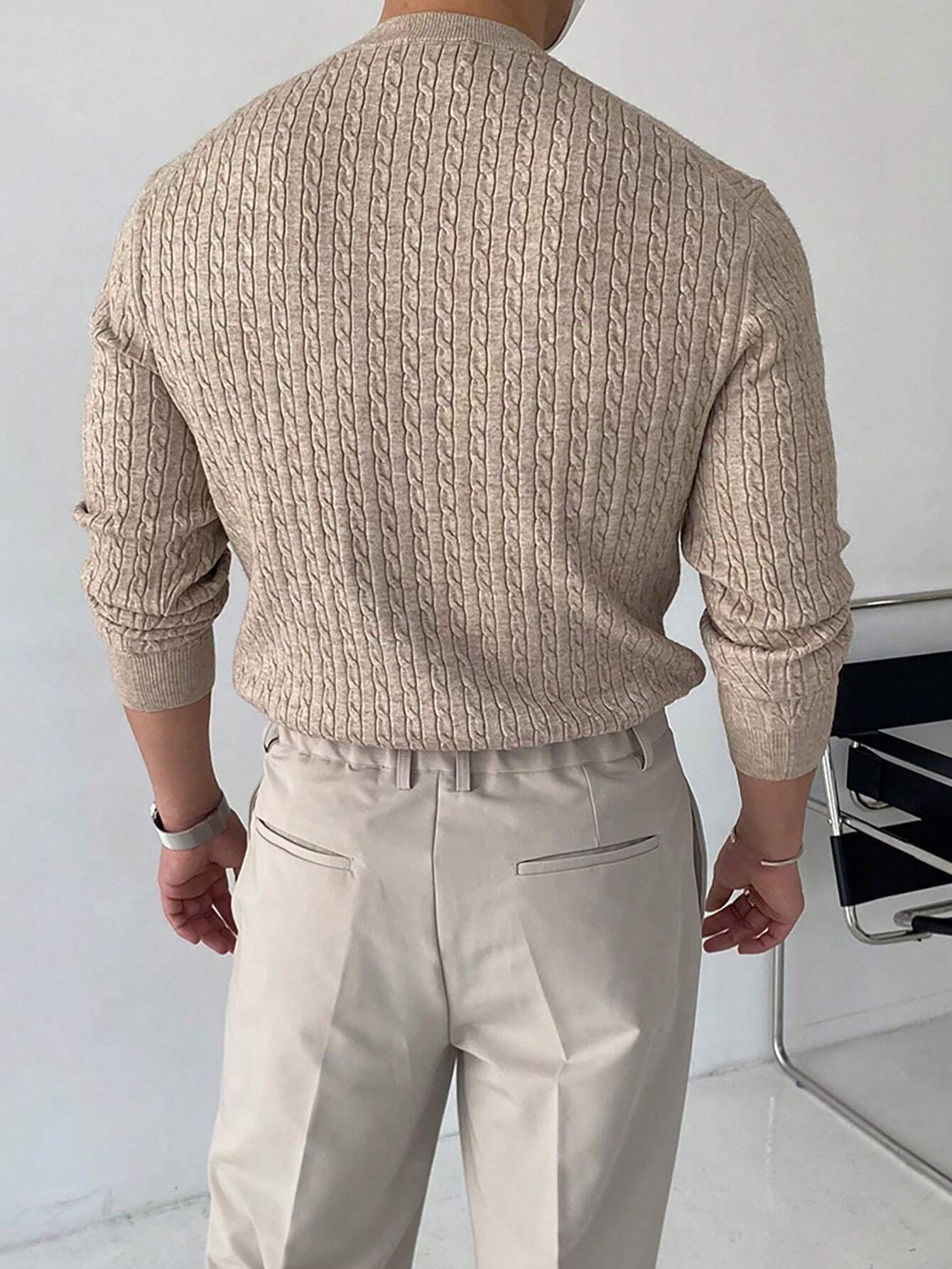 Men Solid Cable Knit Sweater